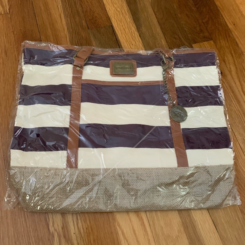 Younique bag